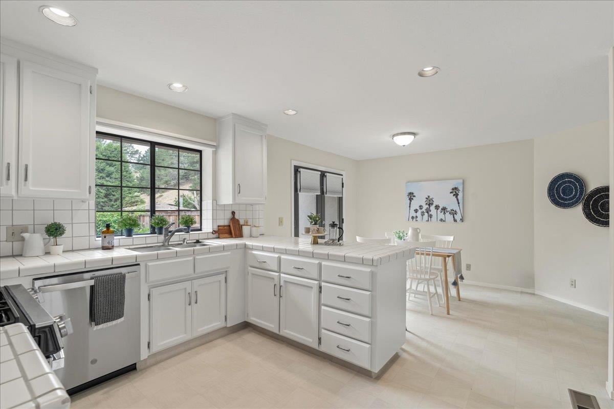 88 Mar Monte Avenue