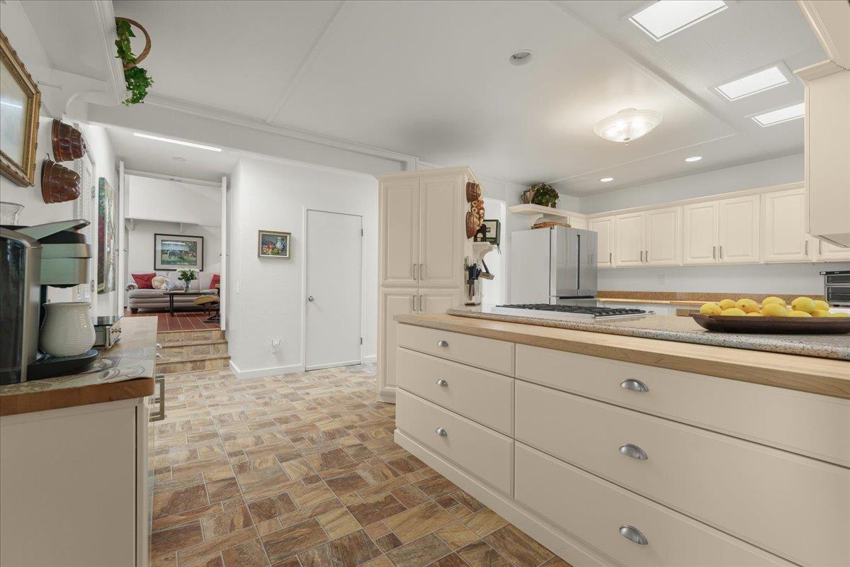 4711 Old San Jose Road