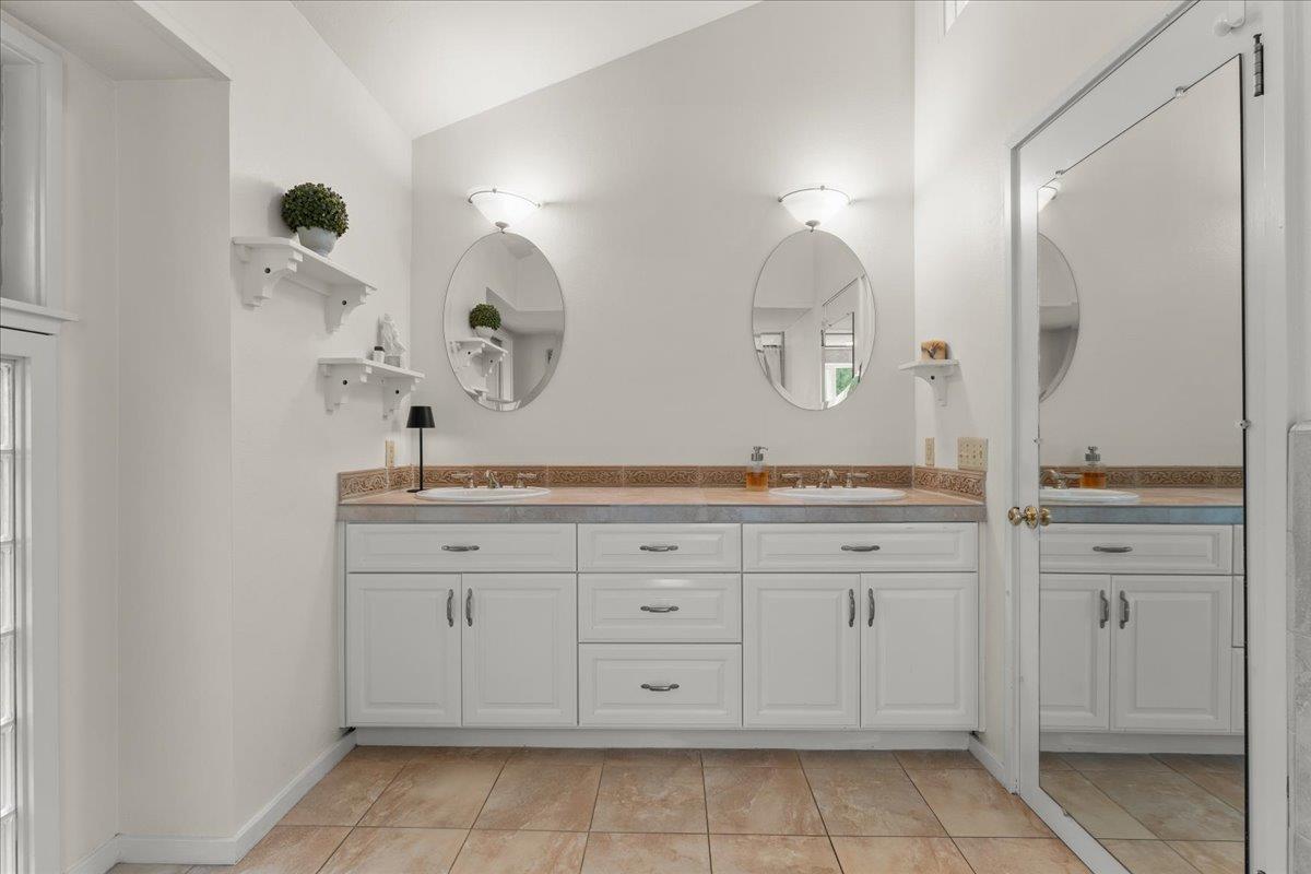 4711 Old San Jose Road