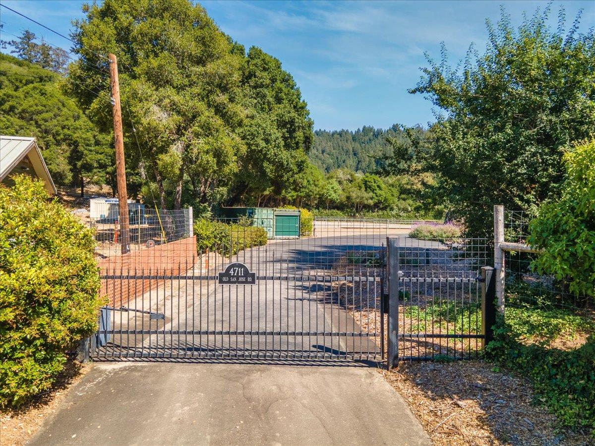 4711 Old San Jose Road