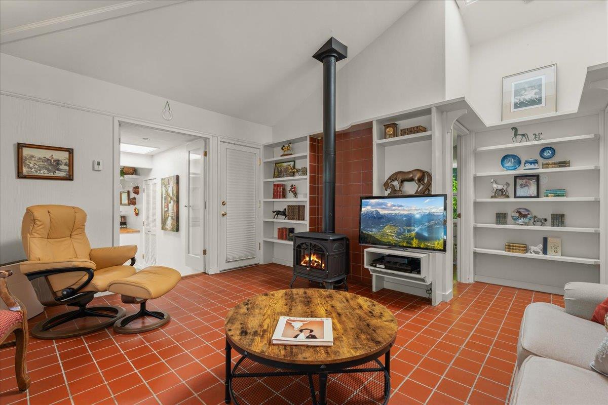 4711 Old San Jose Road