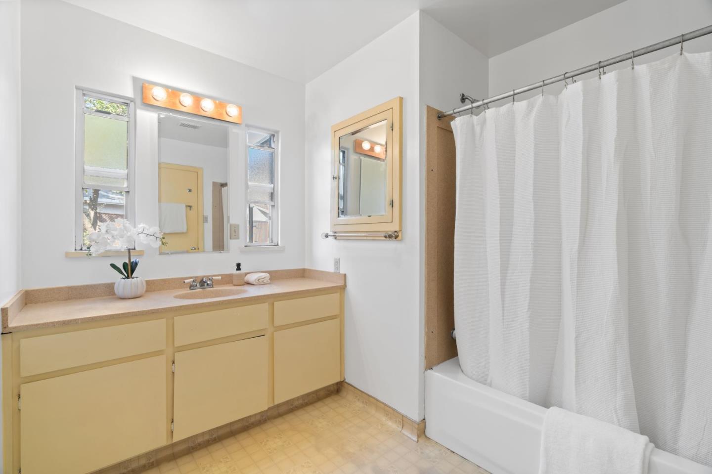 16281 Camino Del Sol