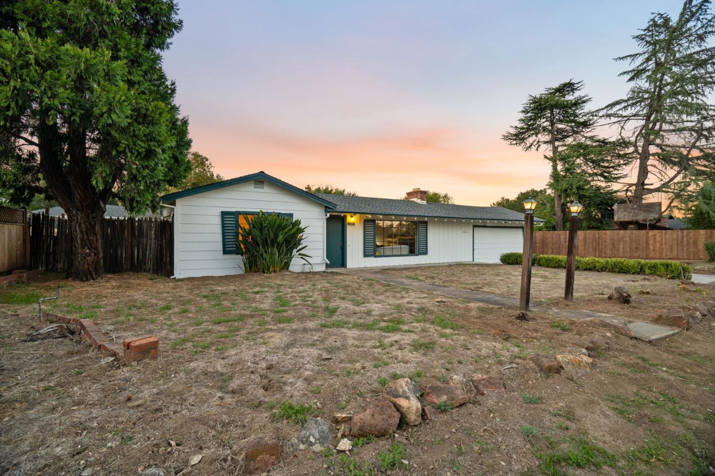 16281 Camino Del Sol