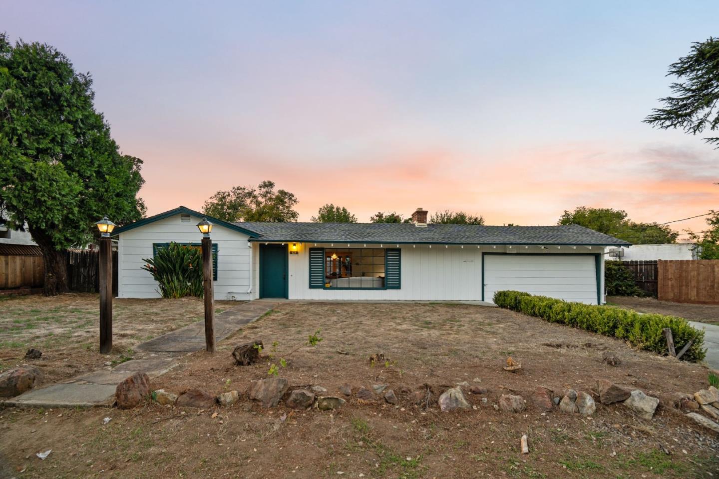 16281 Camino Del Sol