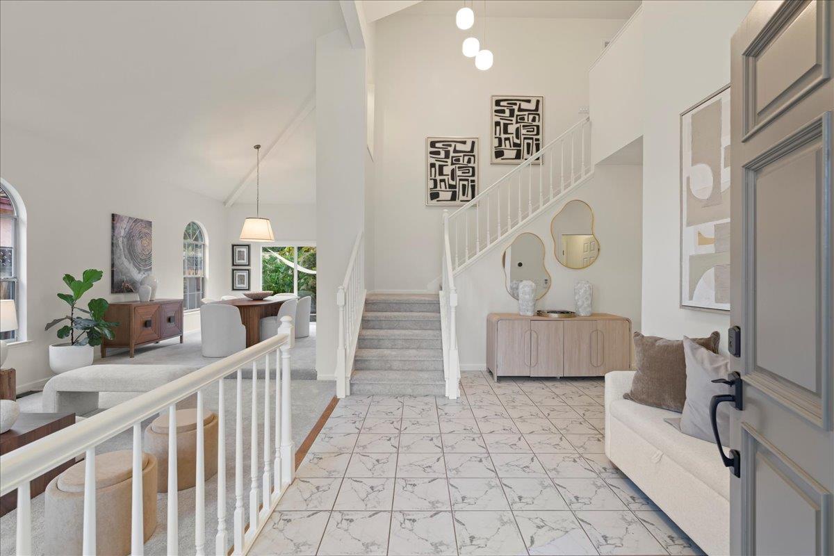 5629 Crow Lane