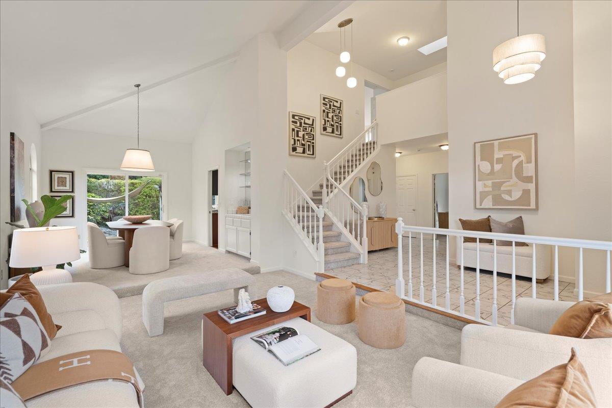 5629 Crow Lane