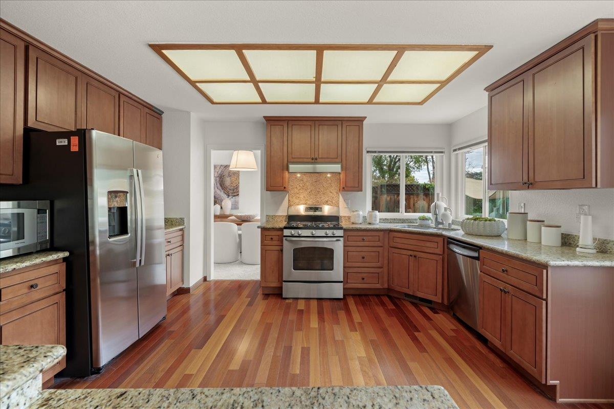 5629 Crow Lane