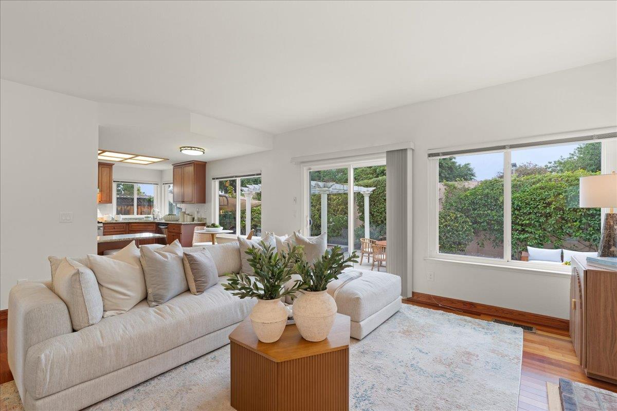 5629 Crow Lane