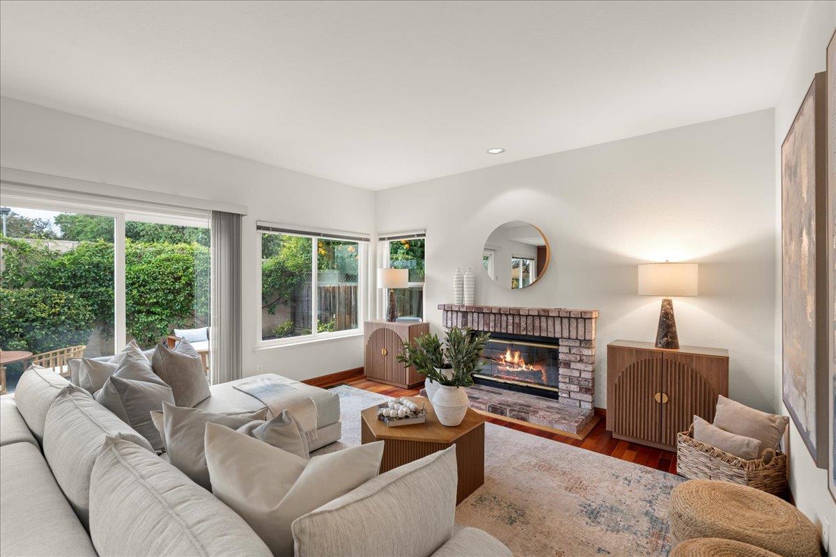 5629 Crow Lane