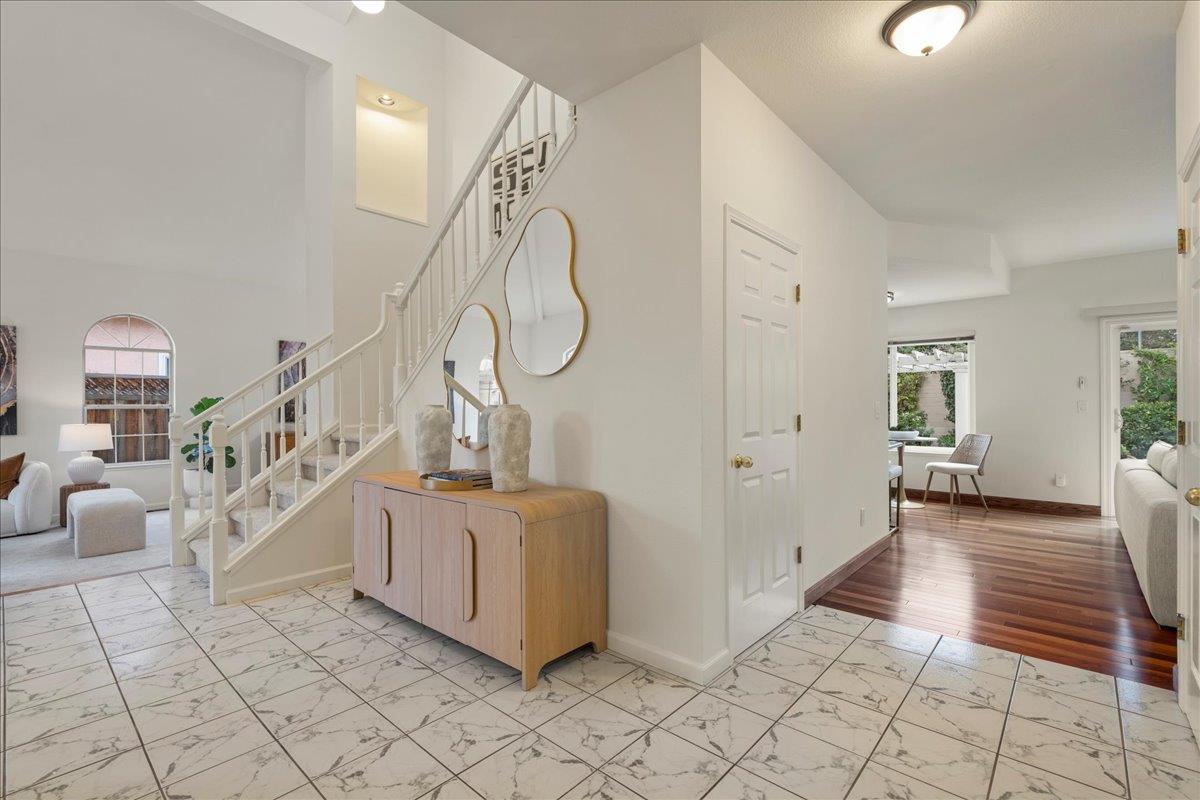 5629 Crow Lane