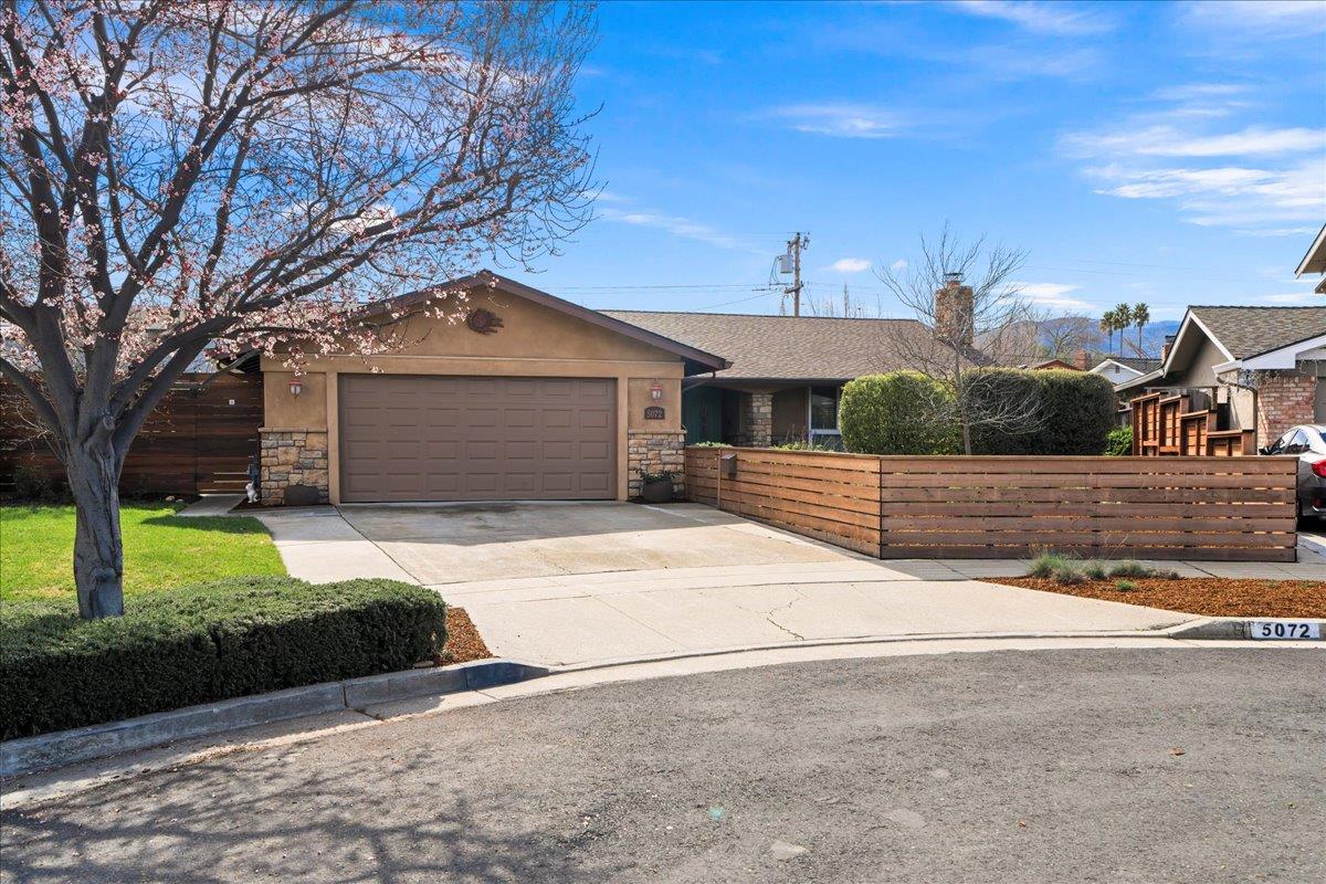 5072 Hawley Court