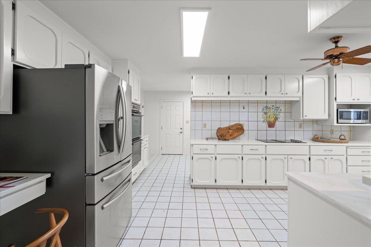 14721 Live Oak Lane