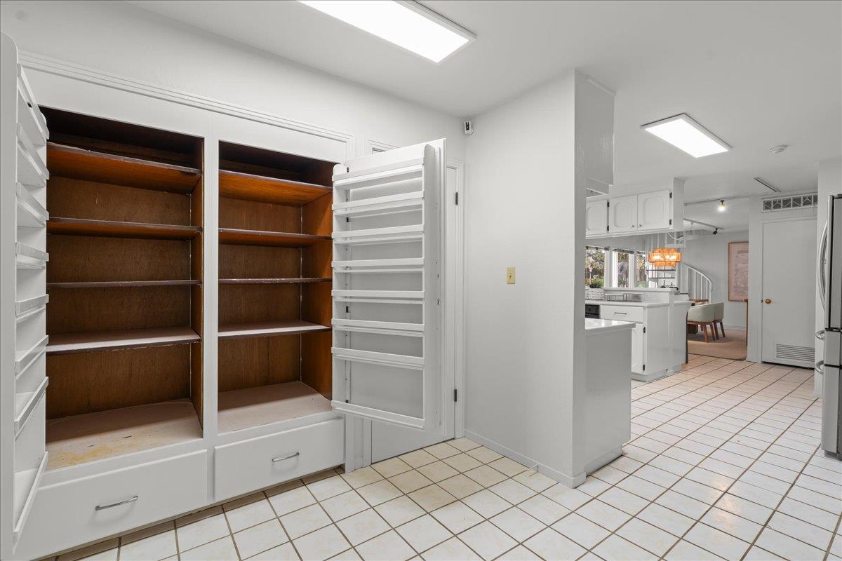 14721 Live Oak Lane