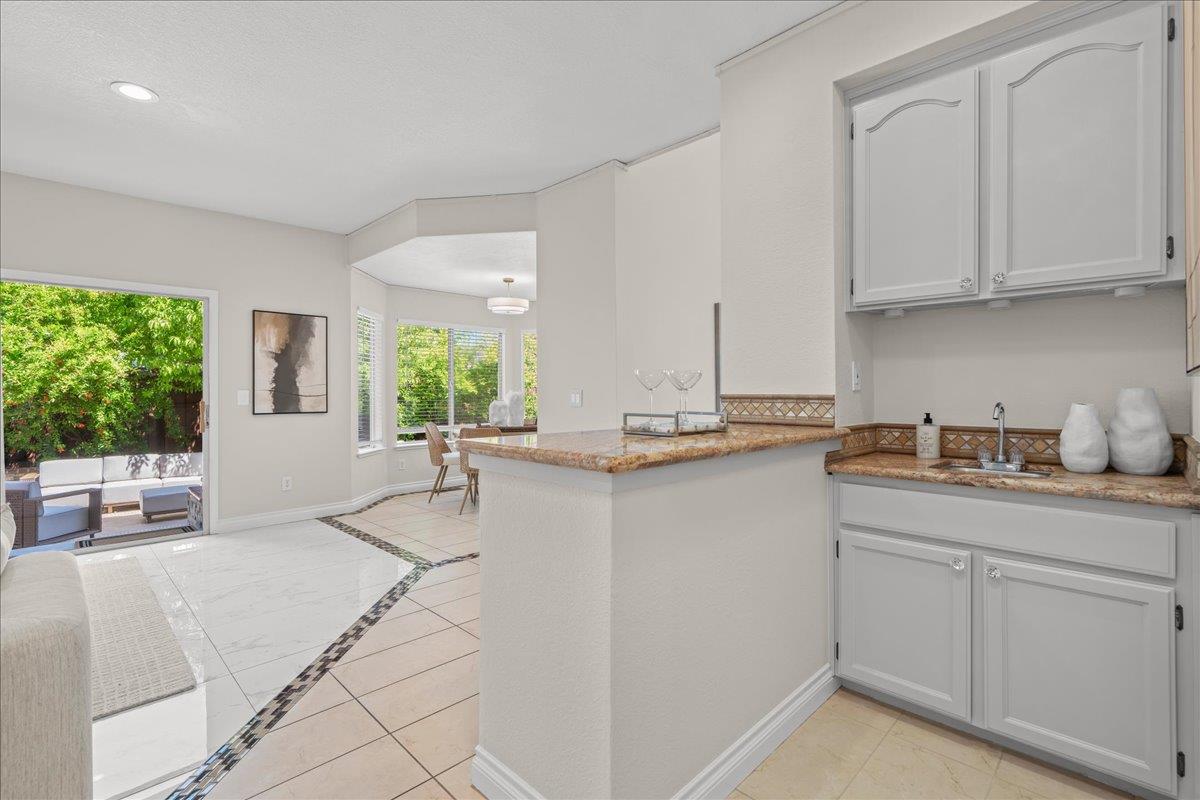 5696 Blackhawk Court