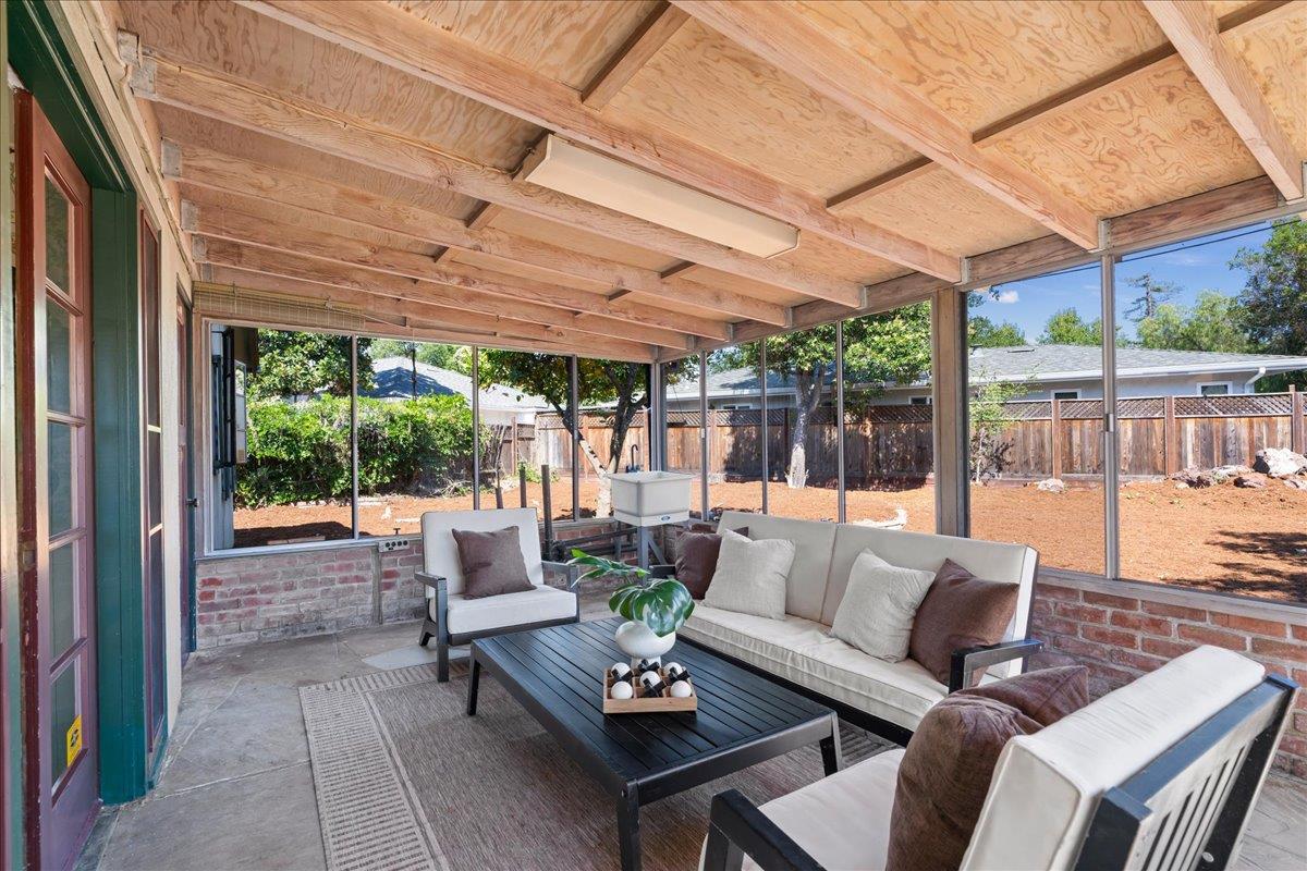 16281 Camino Del Sol