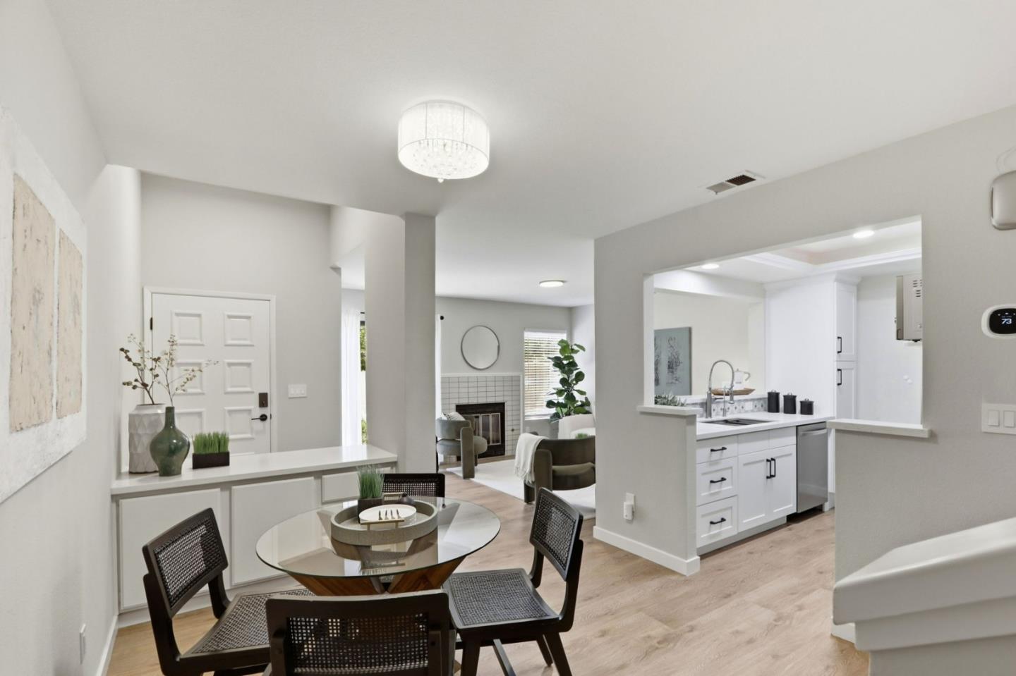 2071 Foxhall LOOP