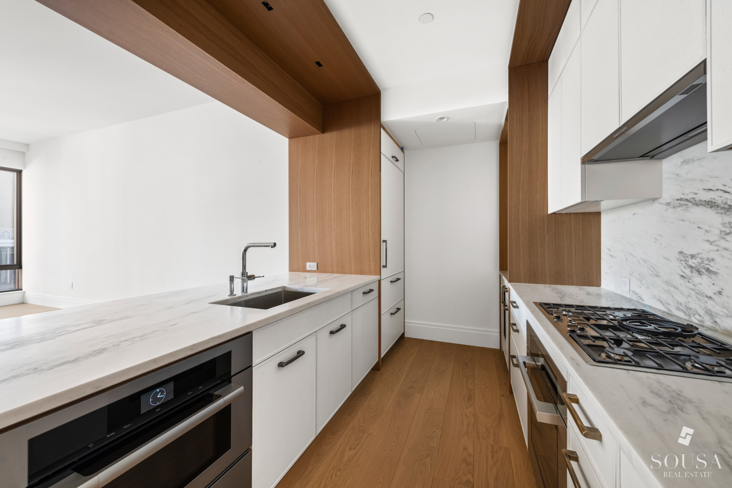 50 W 66TH Street 8A