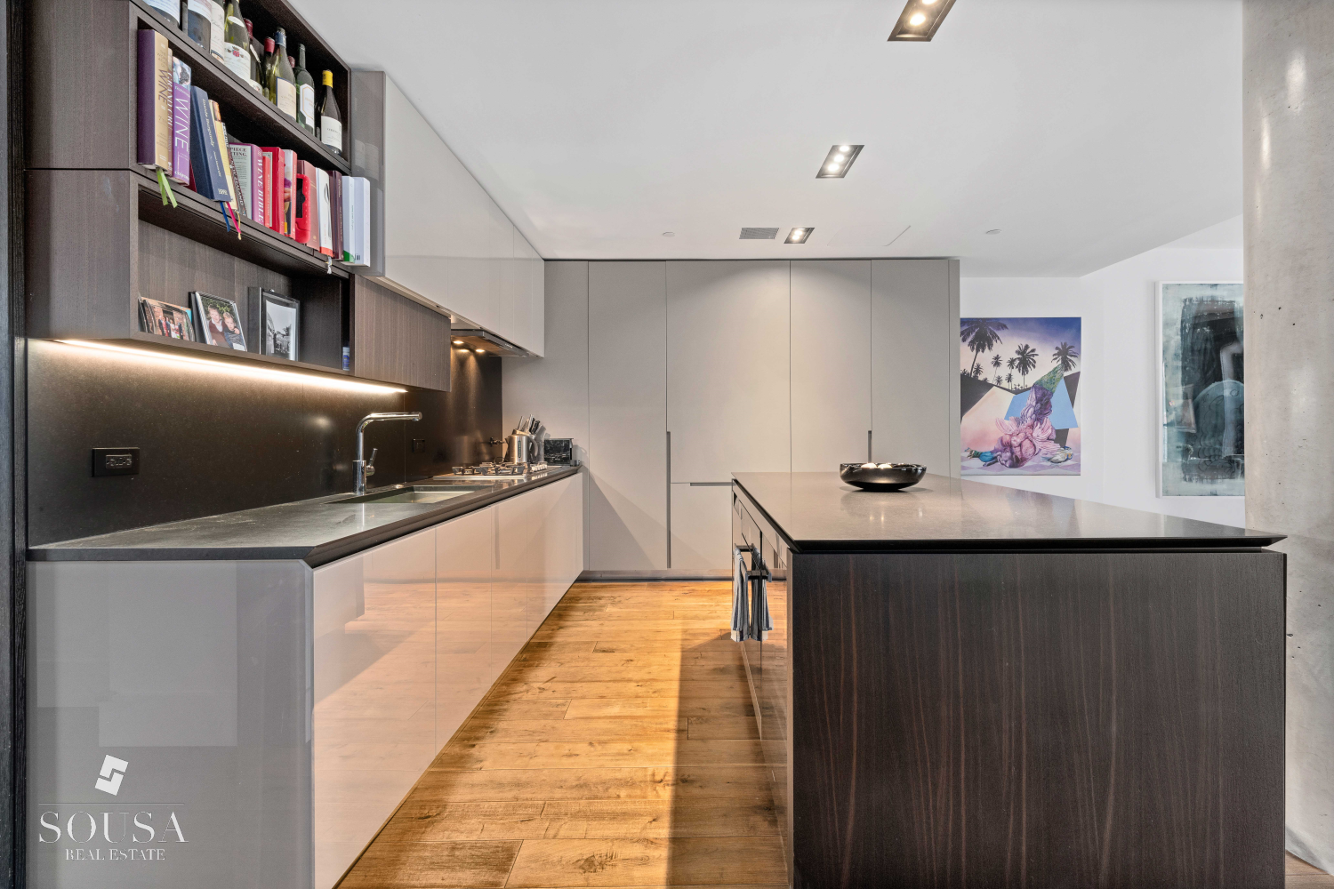 155 W 18TH Street 504