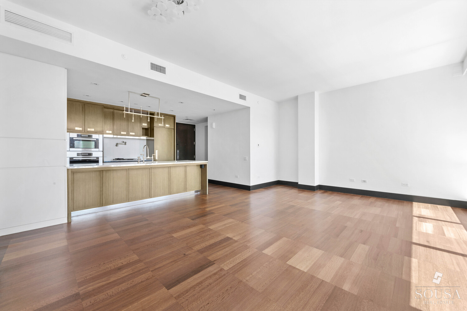 151 E 85TH Street 12K