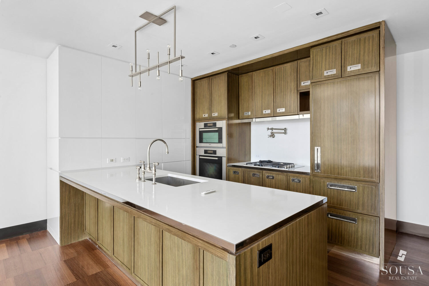 151 E 85TH Street 12K