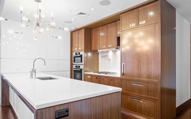 151 E 85TH Street 12K