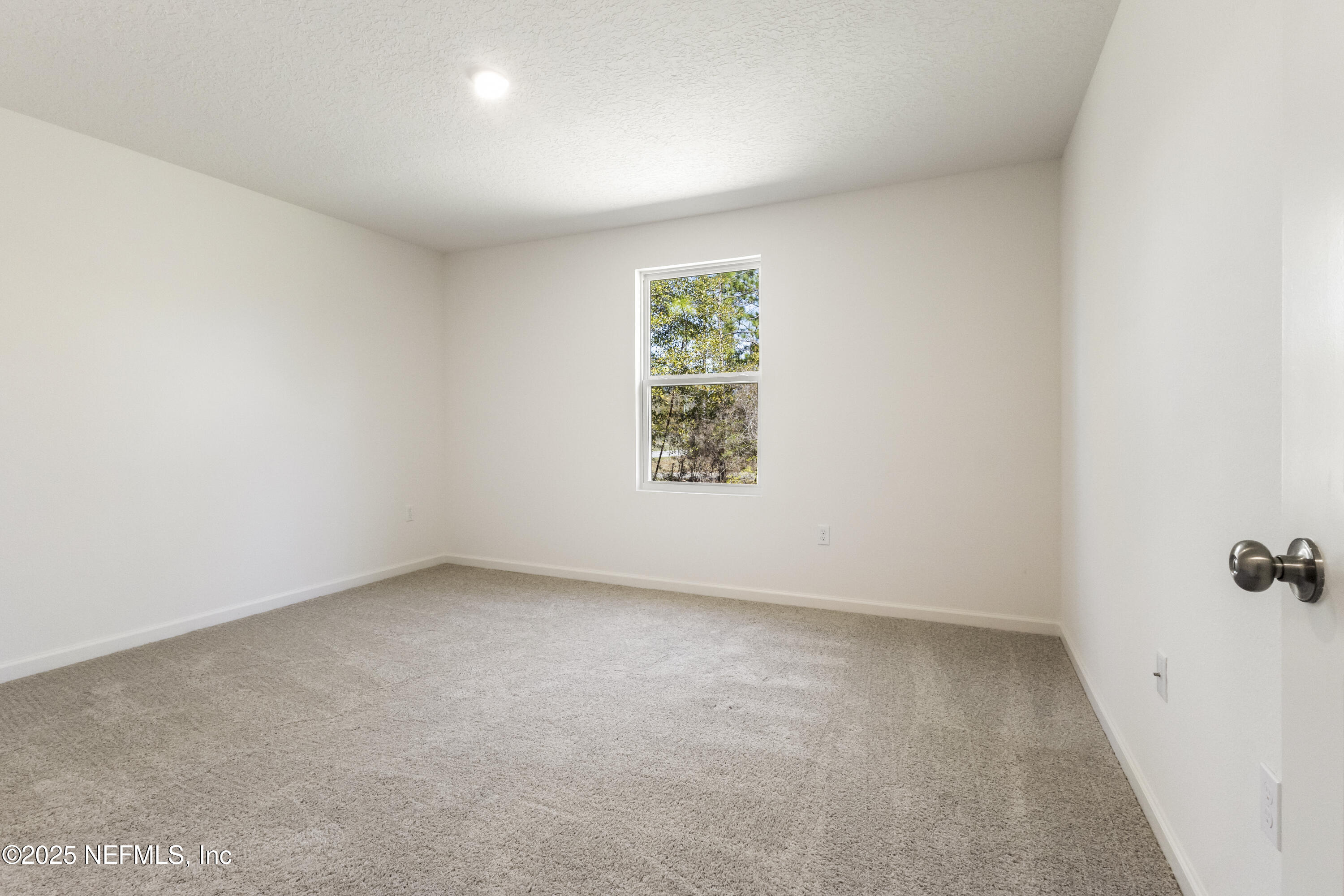734 HUNTER Road