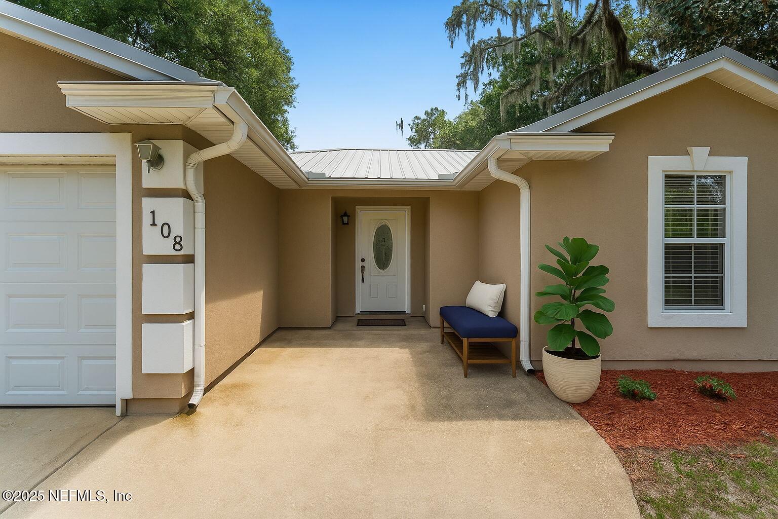 108 OAKWOOD Road