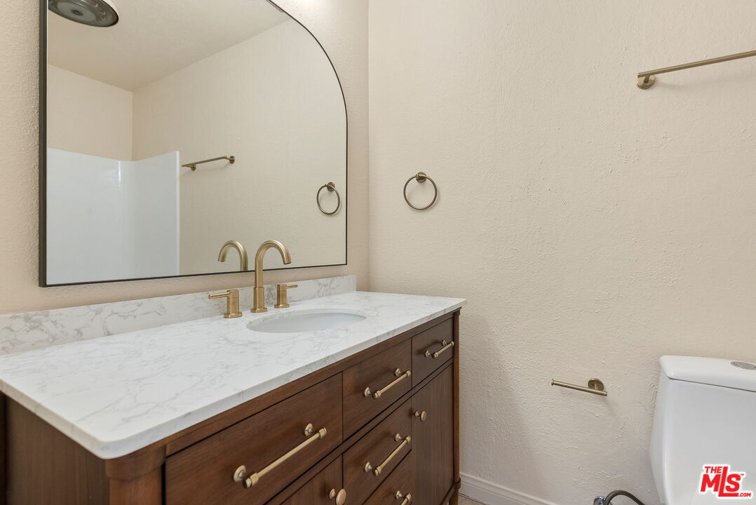 8530 Holloway Dr Unit: 309