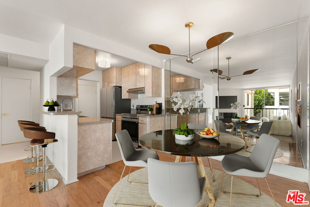 8530 Holloway Dr Unit: 309