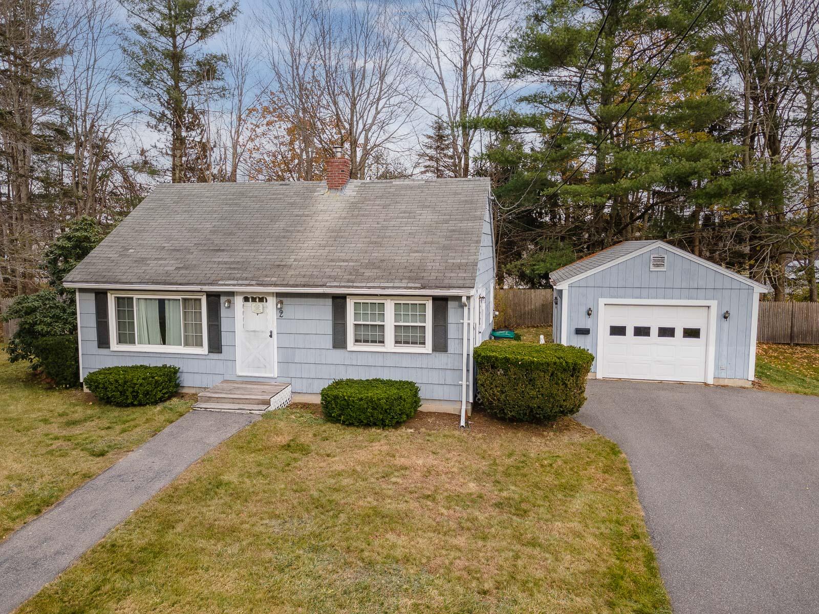 2 Fieldcrest Drive