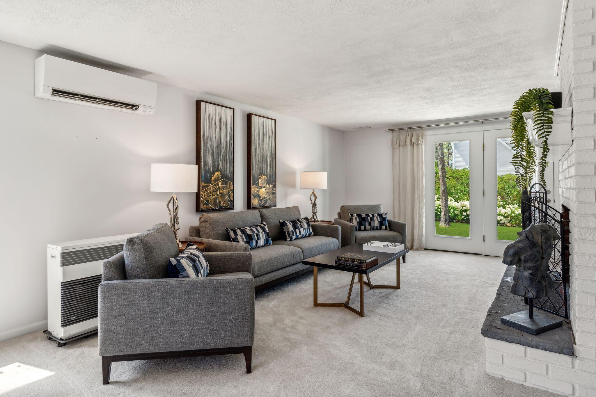 1 Canterbury Circle