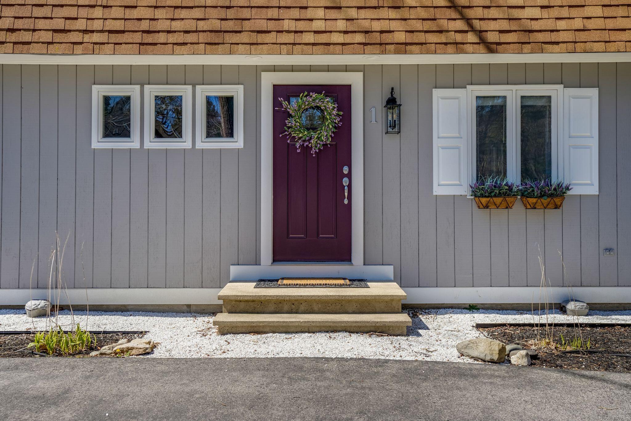 1 Canterbury Circle