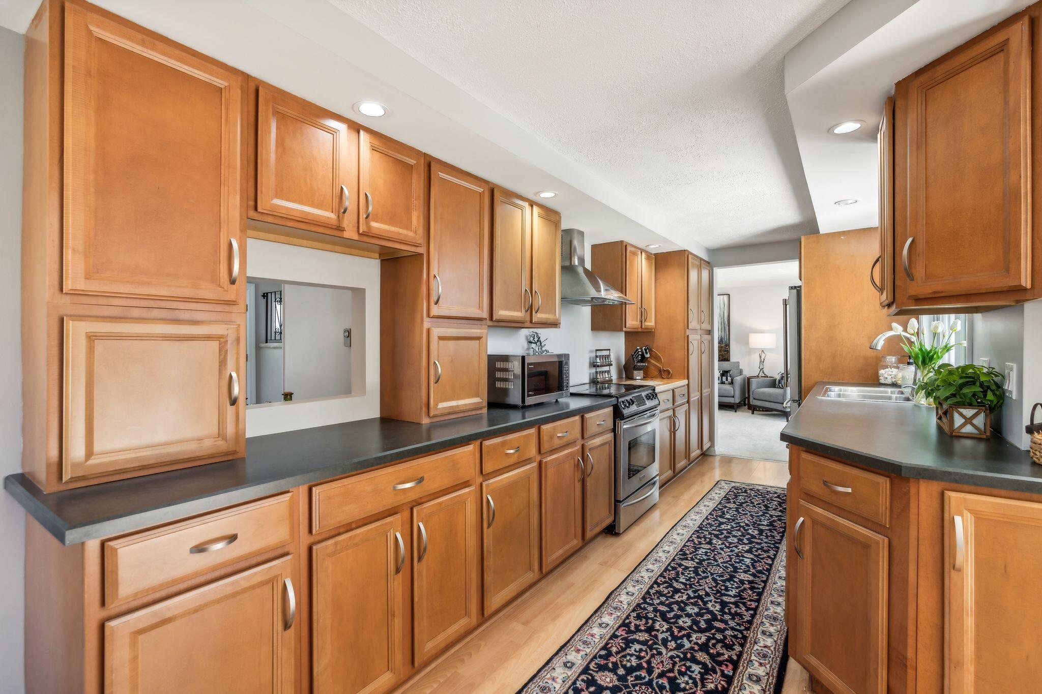 1 Canterbury Circle
