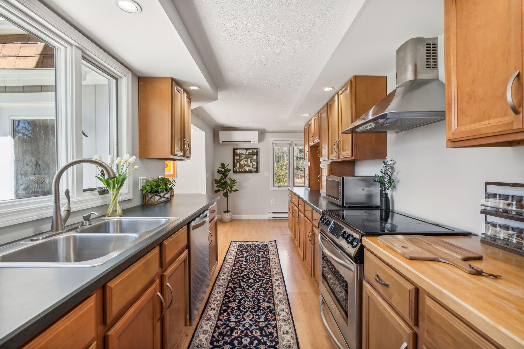 1 Canterbury Circle