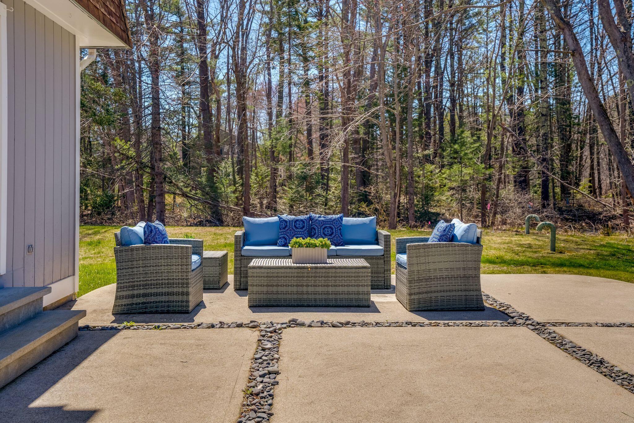 1 Canterbury Circle
