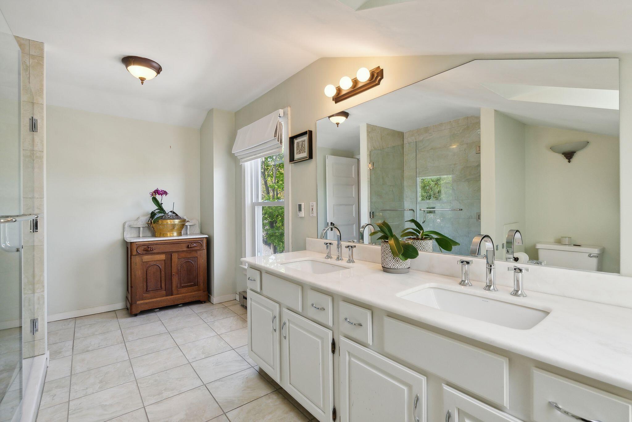 40 Norwood Street, C