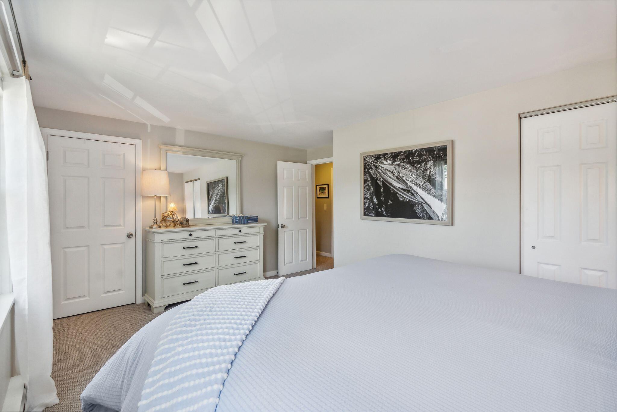 2 Northwood Drive, 2