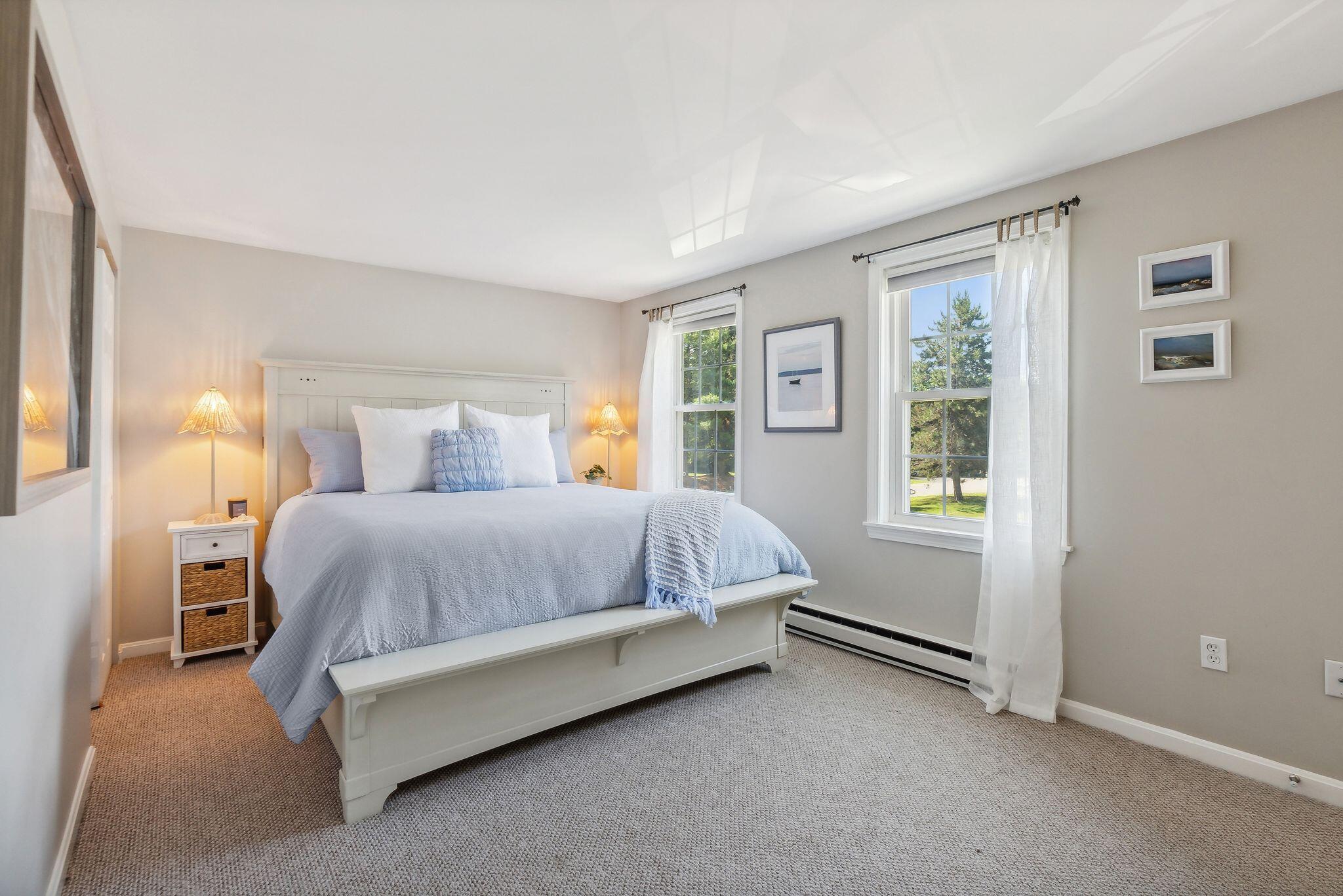 2 Northwood Drive, 2