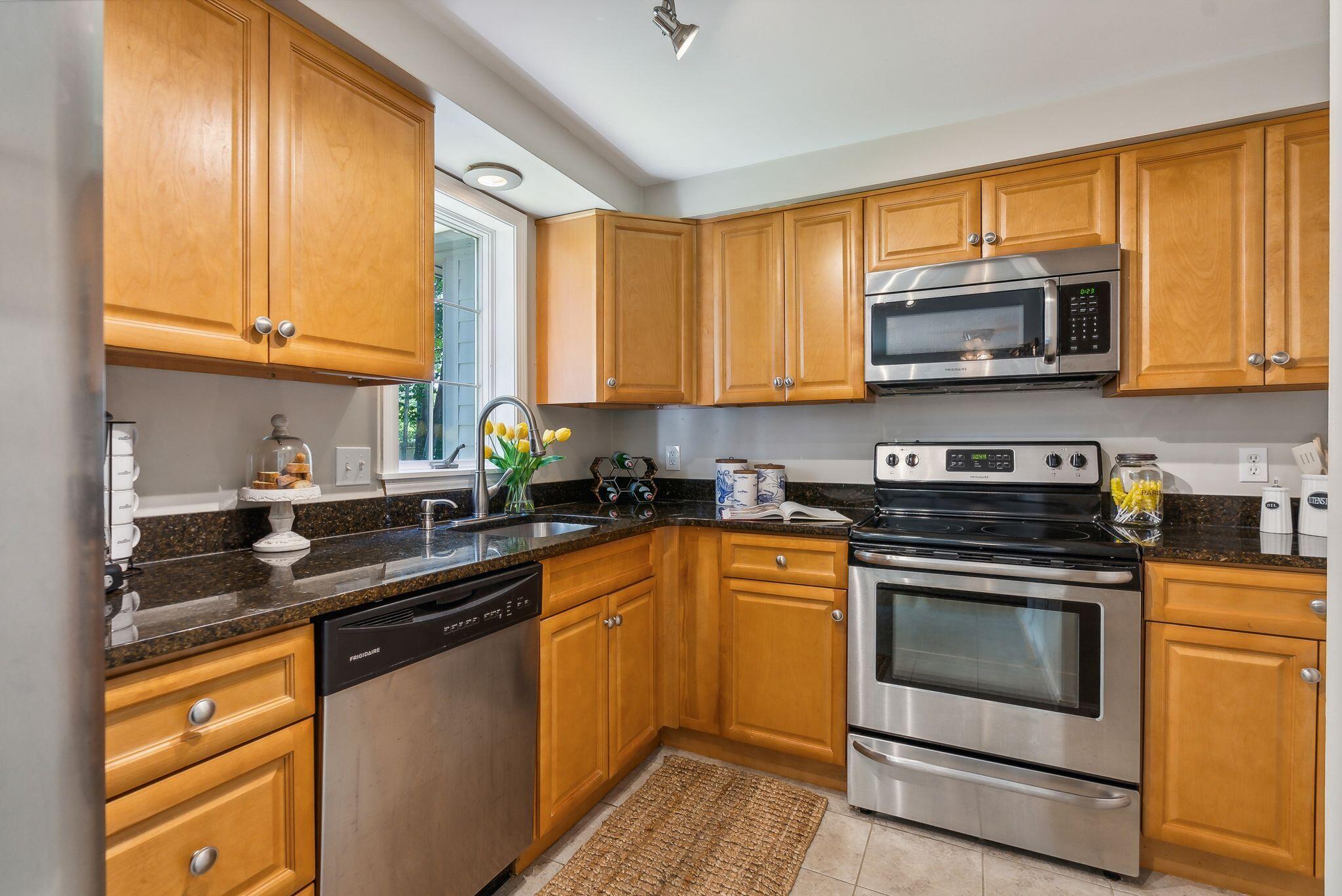2 Northwood Drive, 2