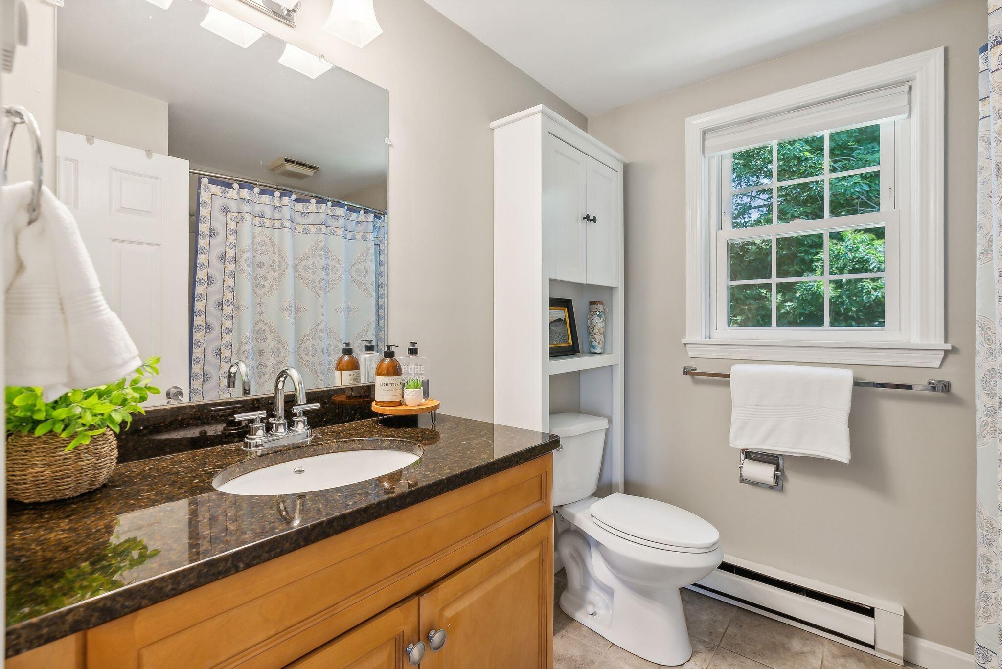 2 Northwood Drive, 2