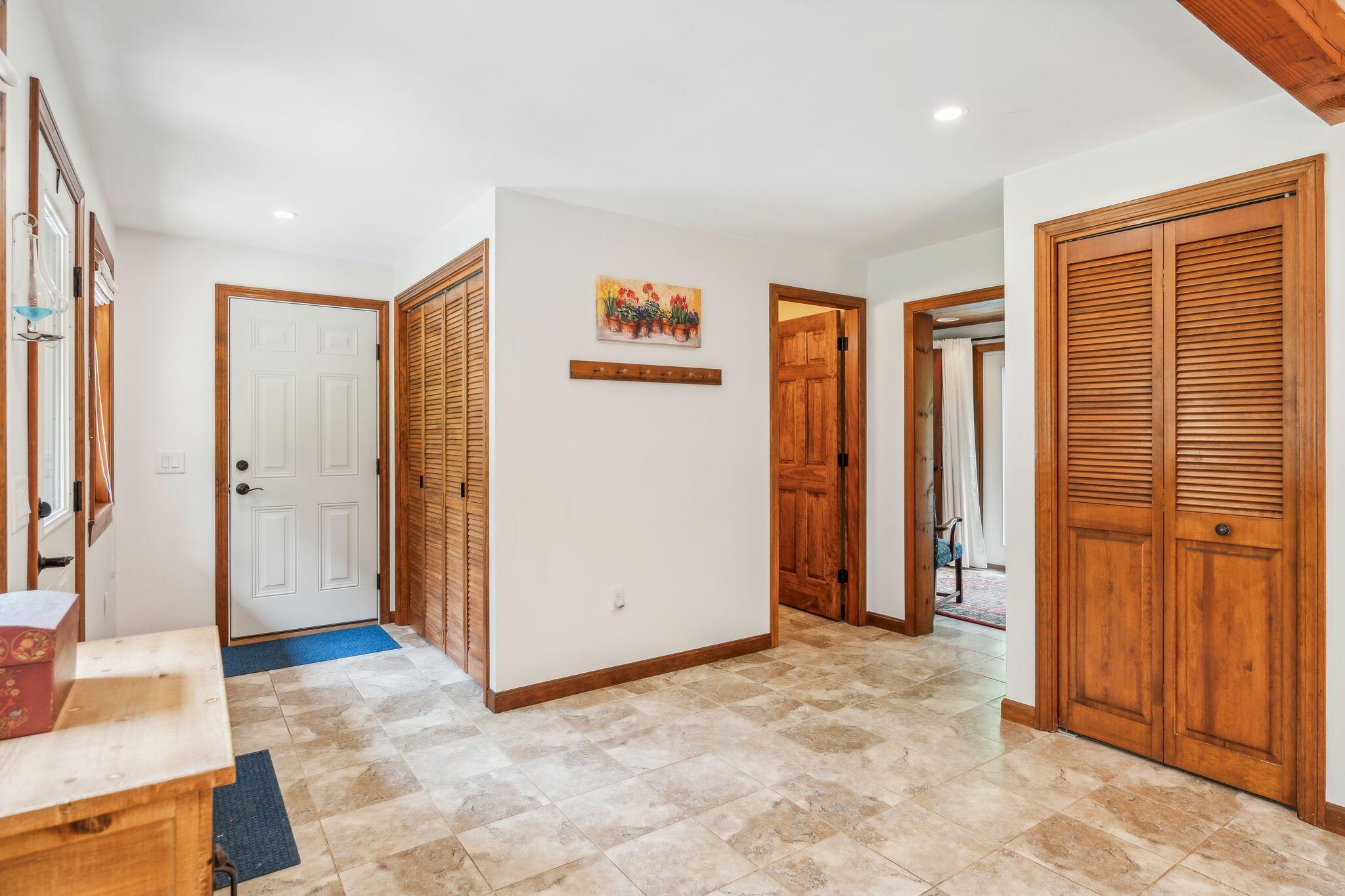 295 Yarmouth Road