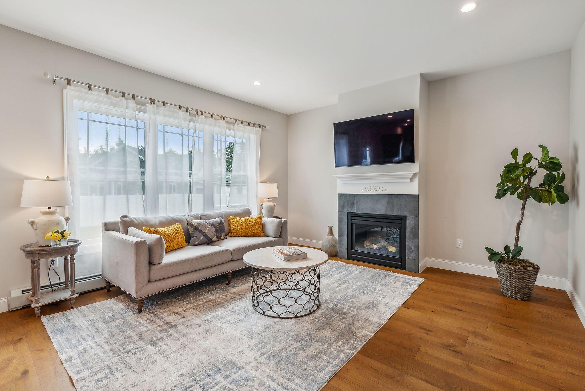 18 Lodge Drive