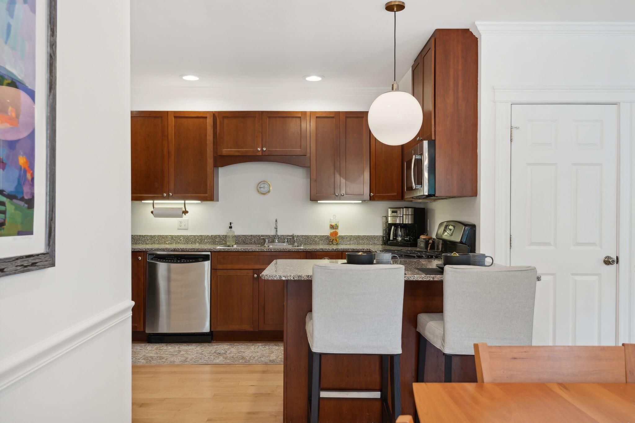 33 Park Street, 1