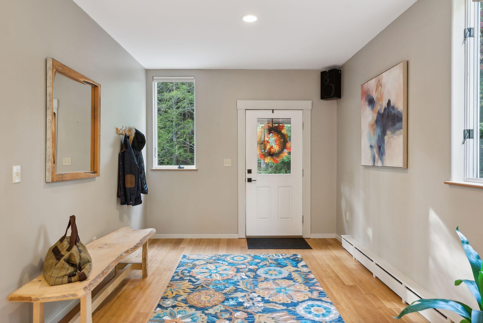 1363 Middle Road