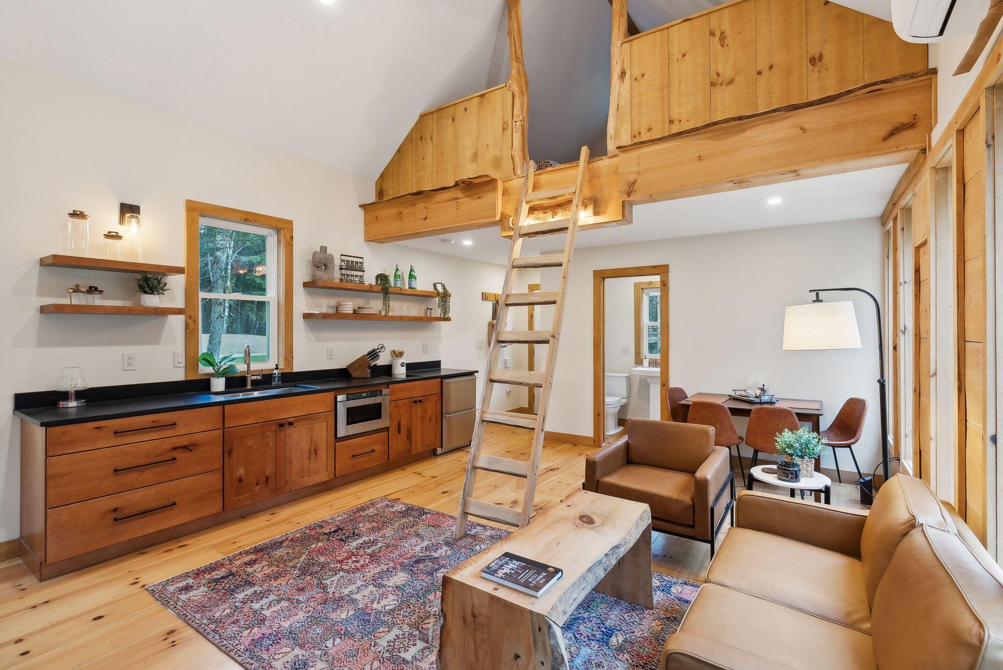 1363 Middle Road