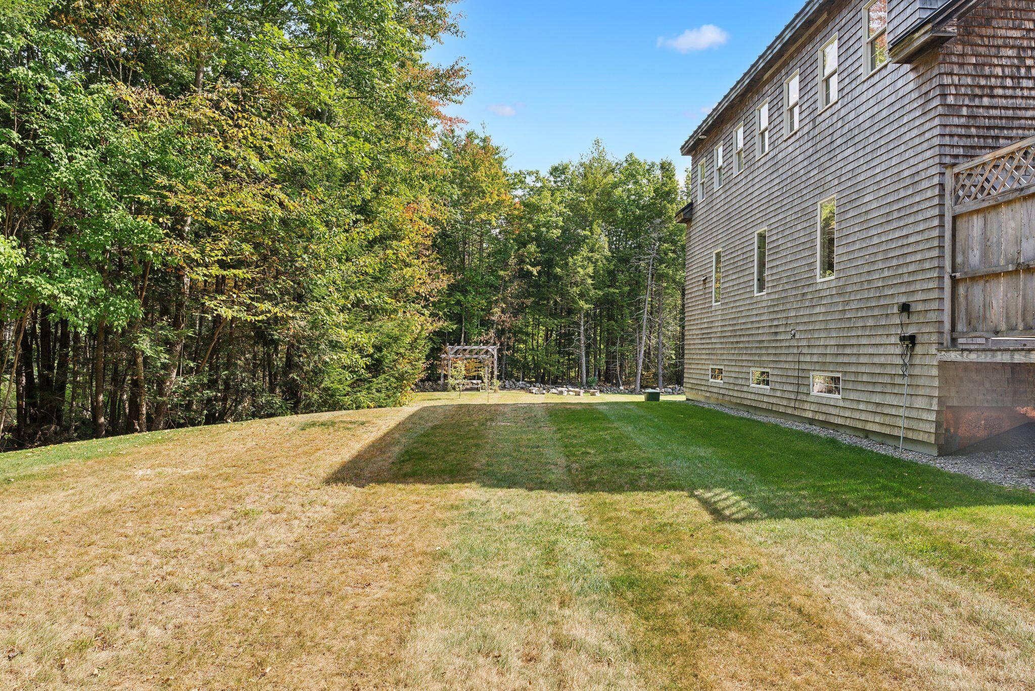 1363 Middle Road