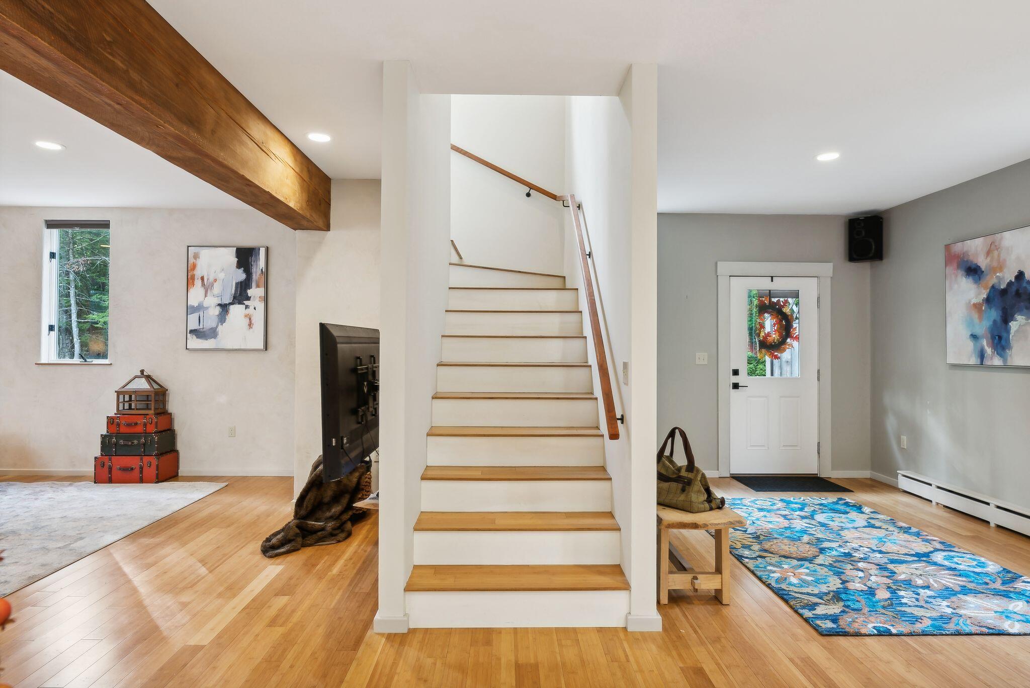 1363 Middle Road