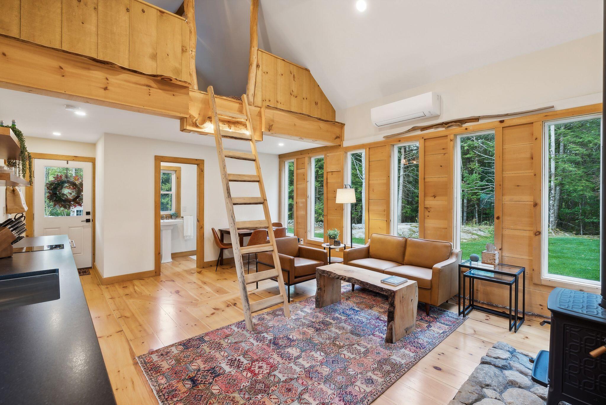 1363 Middle Road