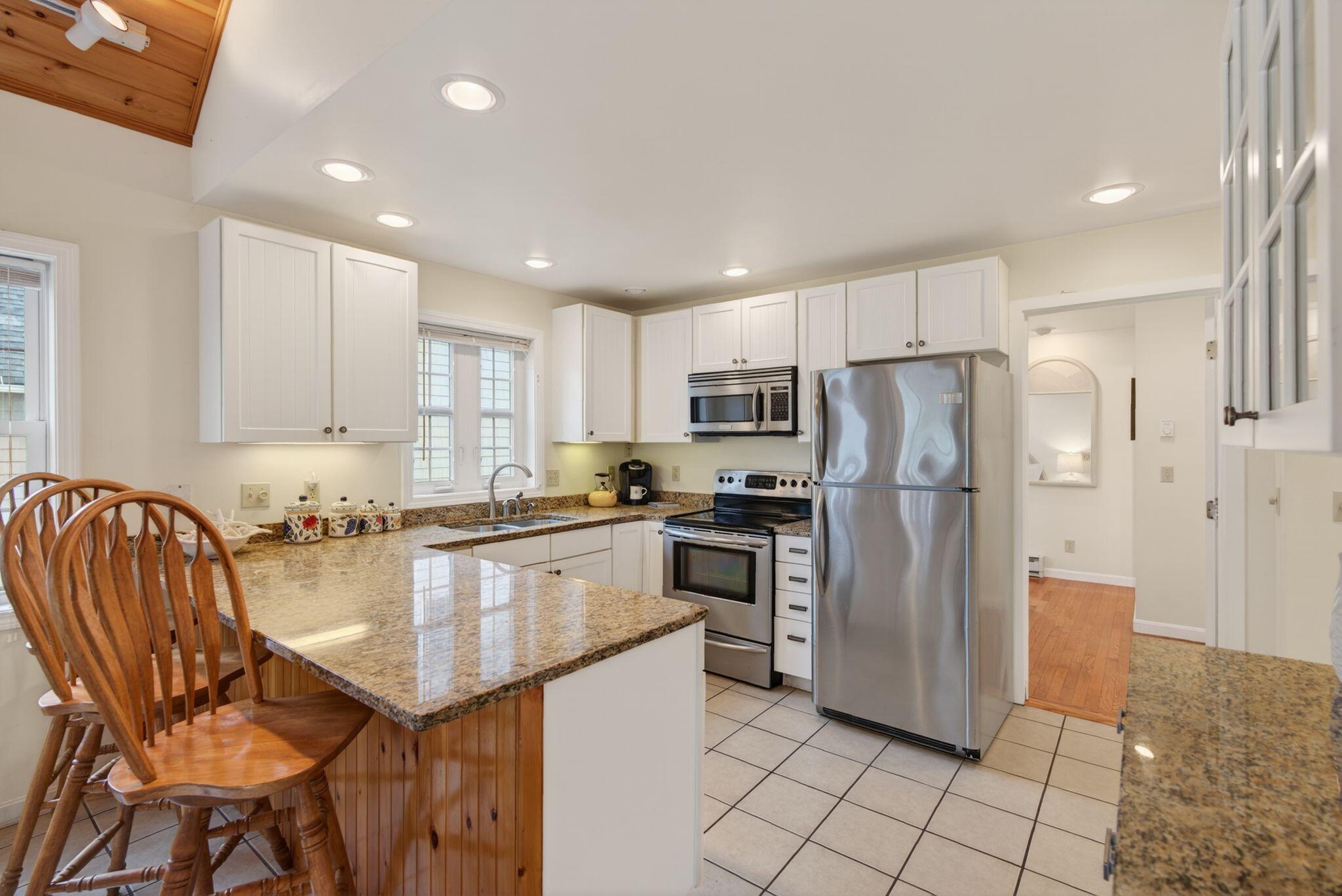 170 W Grand Avenue