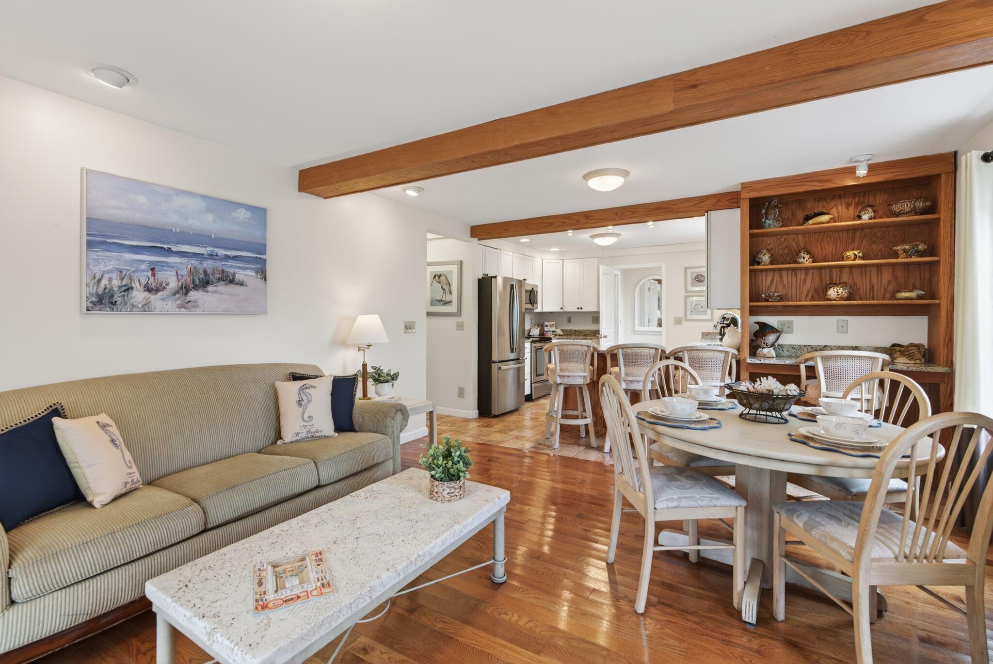 170 W Grand Avenue
